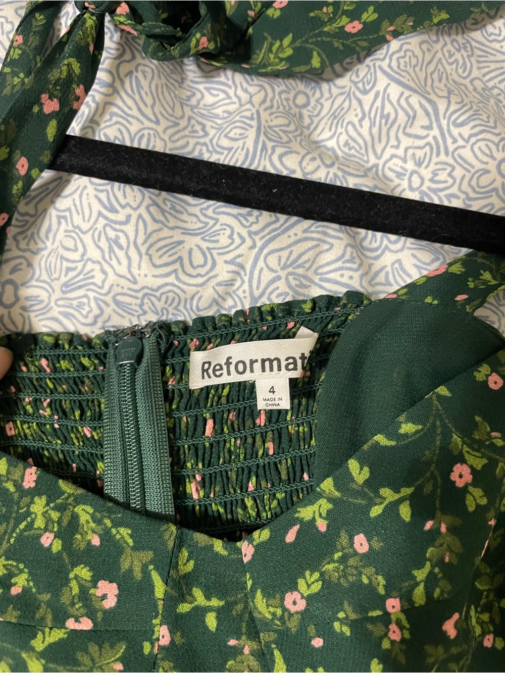 Reformation Nadira dress in Coriander Floral Green 4 - Picture 7 of 9